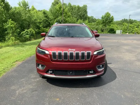 More photos of 2019 Jeep Cherokee Overland at Don Wood Ford Lincoln, OH