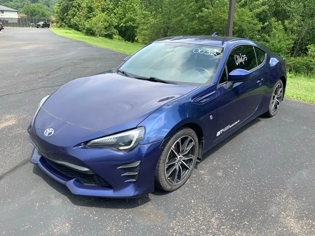 Toyota 86 photo 6