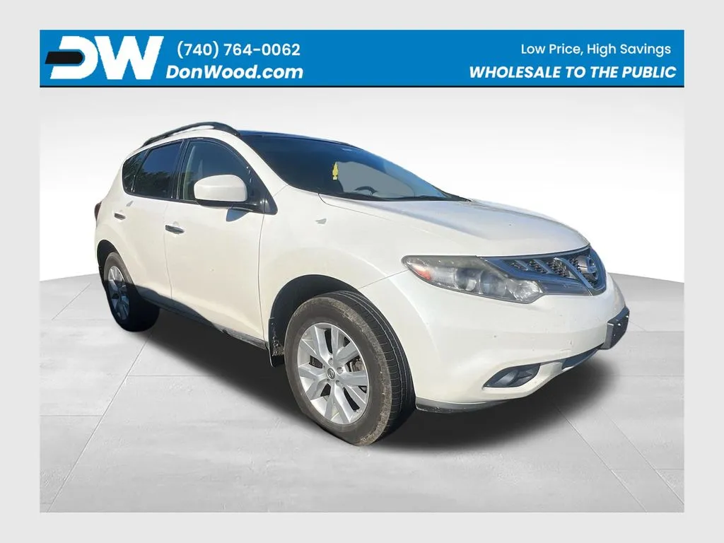 White 2014 Nissan Murano SL for sale in Athens, OH