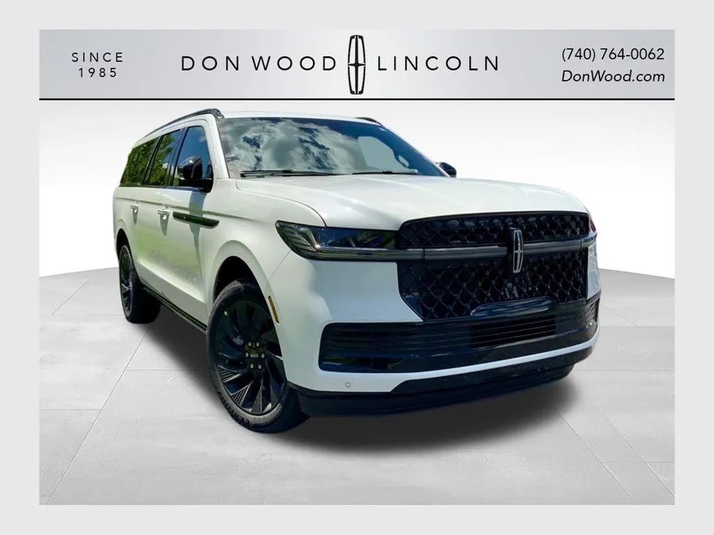 White 2027 Lincoln Navigator L Reserve for sale in Athens, OH