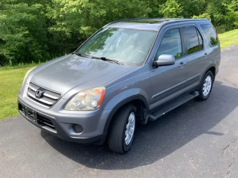 More photos of 2006 Honda CR-V SE at Don Wood Ford Lincoln, OH
