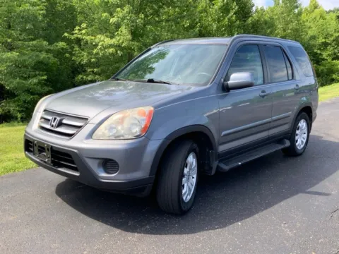 More photos of 2006 Honda CR-V SE at Don Wood Ford Lincoln, OH