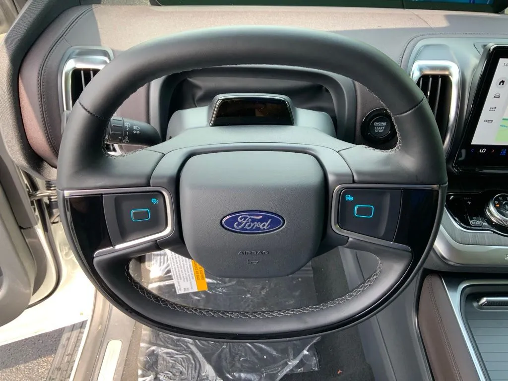 Ford Expedition photo 20