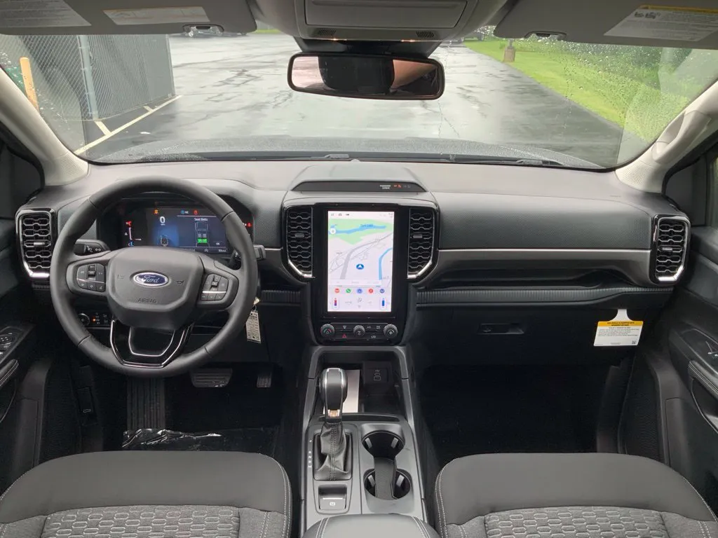 Ford Ranger photo 14
