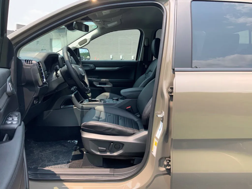 Ford Ranger photo 14