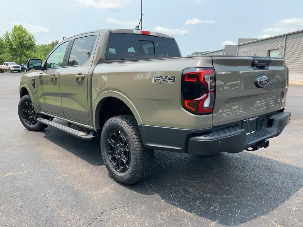 Ford Ranger photo 8