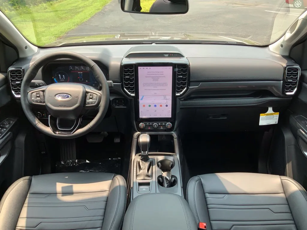 Ford Ranger photo 16