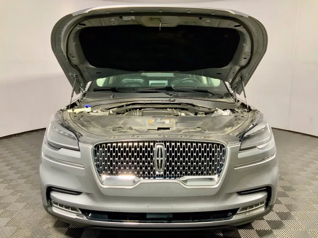 Lincoln Aviator photo 8