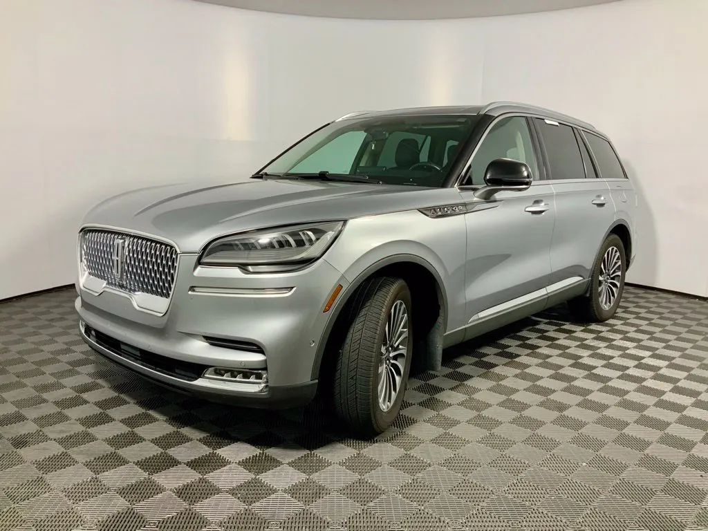 Lincoln Aviator photo 11