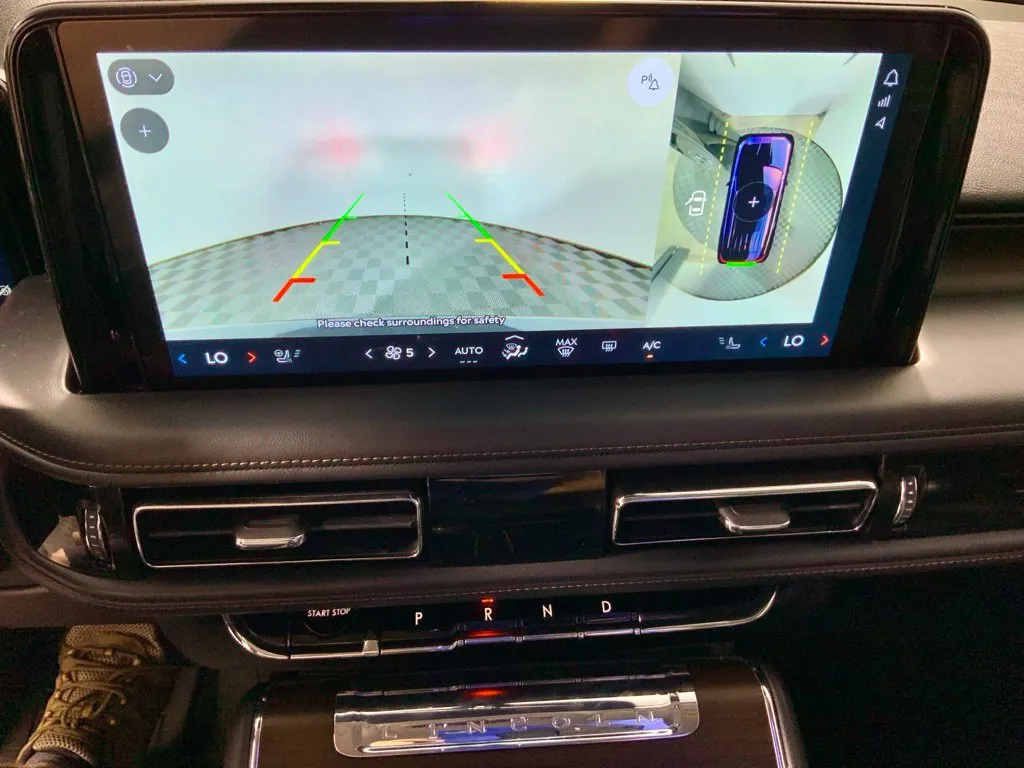 Lincoln Aviator photo 4