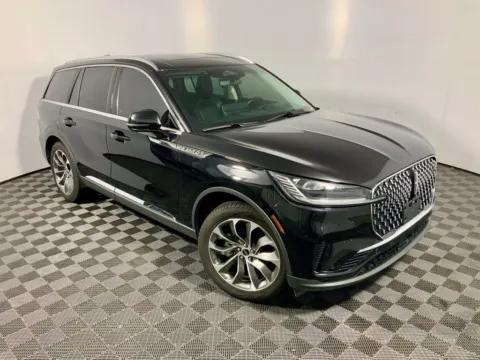 More photos of 2025 Lincoln Aviator Reserve at Don Wood Ford Lincoln, OH
