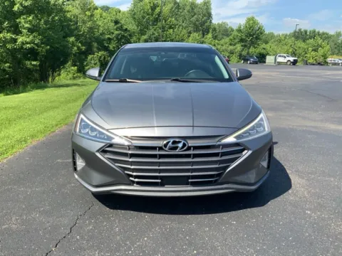 More photos of 2019 Hyundai Elantra Limited at Don Wood Ford Lincoln, OH