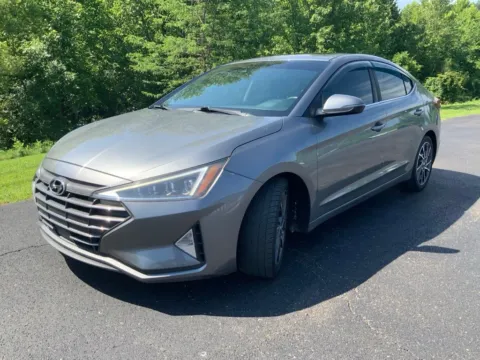 More photos of 2019 Hyundai Elantra Limited at Don Wood Ford Lincoln, OH