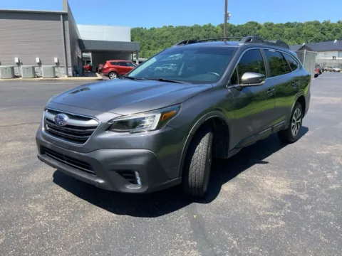 More photos of 2020 Subaru Outback Premium at Don Wood Ford Lincoln, OH