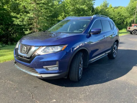 More photos of 2018 Nissan Rogue SL at Don Wood Ford Lincoln, OH