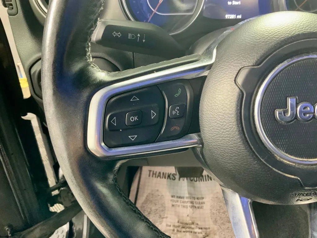 Jeep Wrangler photo 23
