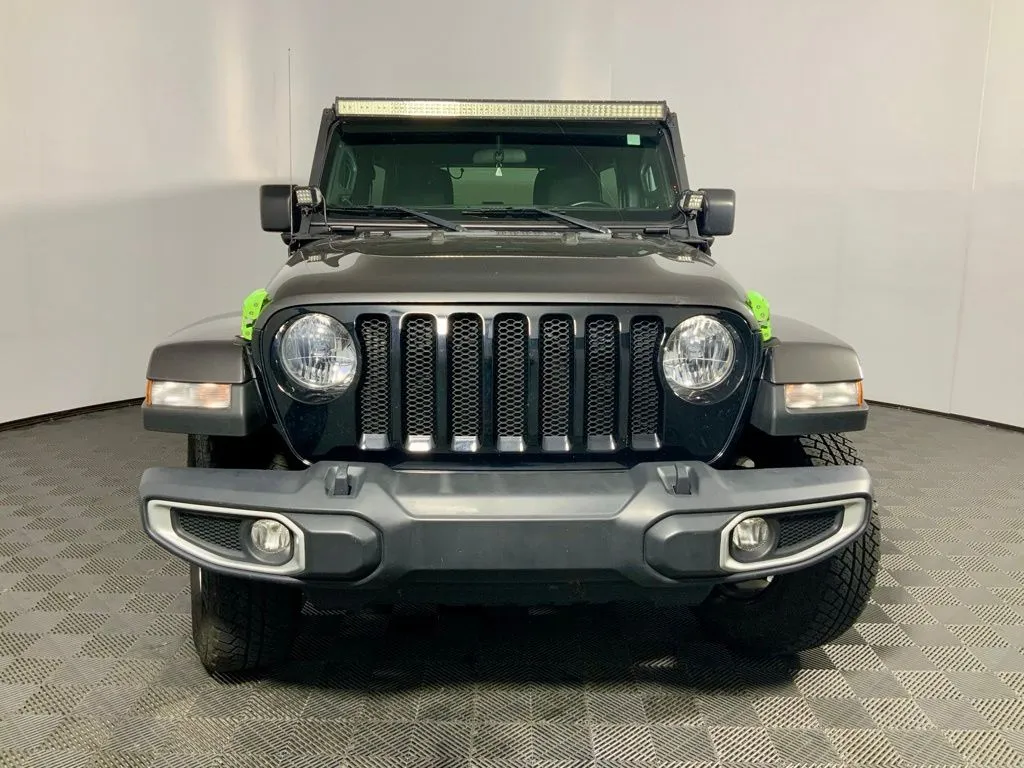 Jeep Wrangler photo 4