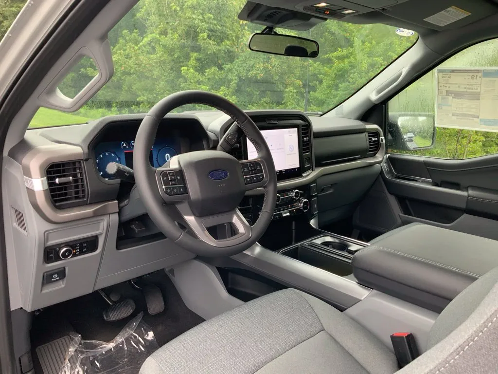 Ford F-150 photo 16