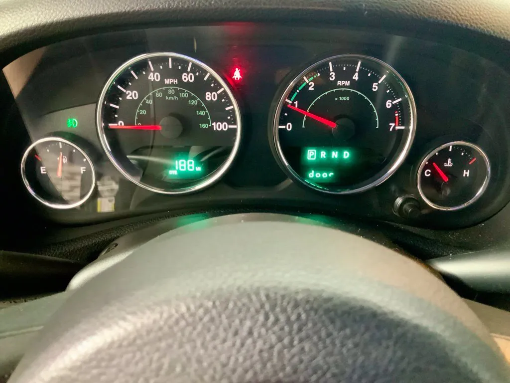 Jeep Wrangler photo 25