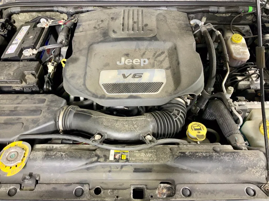 Jeep Wrangler photo 5