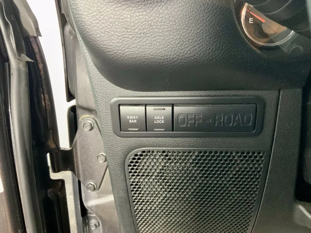 Jeep Wrangler photo 20