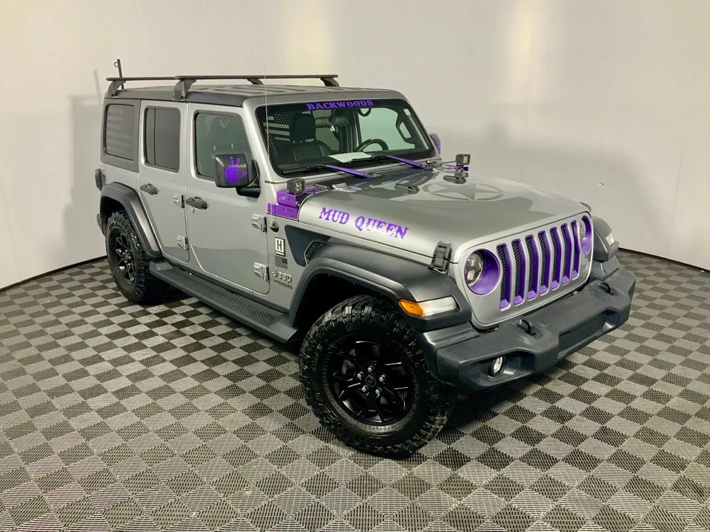 Jeep Wrangler photo 3