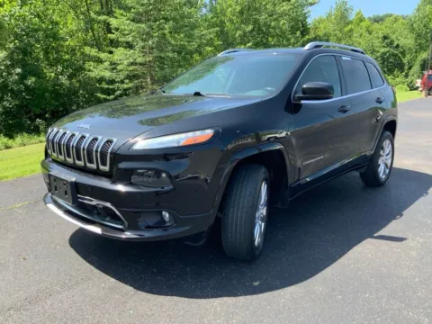 More photos of 2018 Jeep Cherokee Overland at Don Wood Ford Lincoln, OH