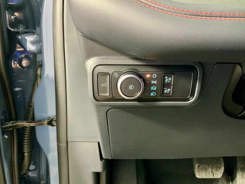 Ford Explorer photo 23