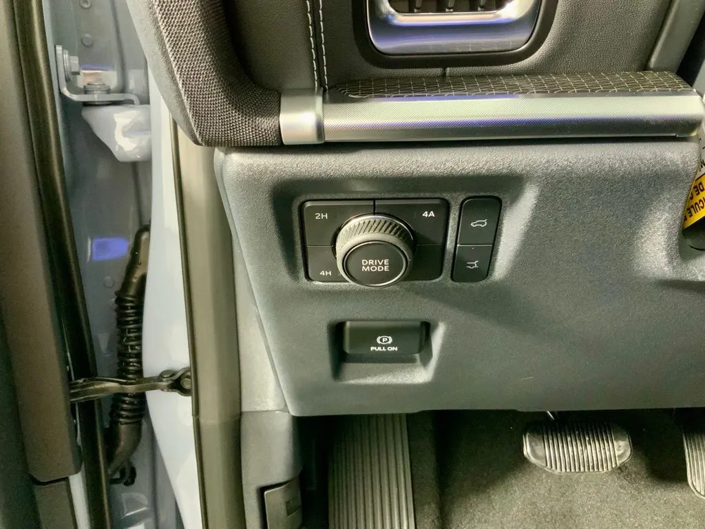 Ford Expedition MAX photo 23