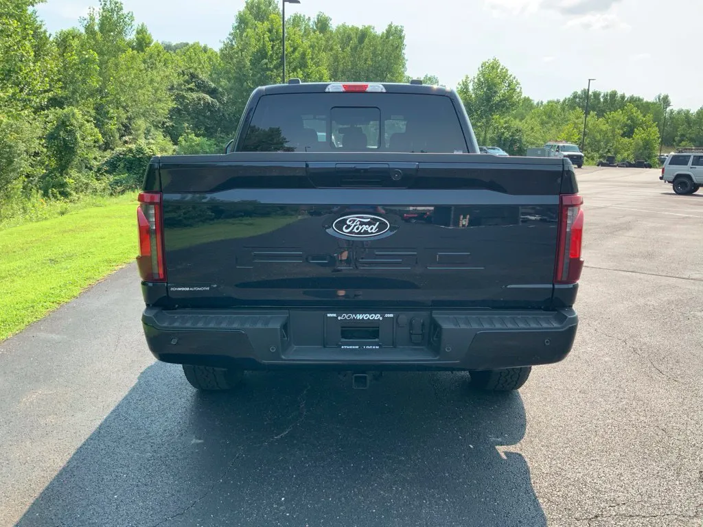 Ford F-150 photo 11