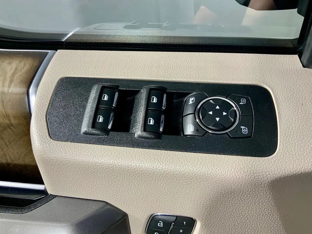 Ford F-150 photo 21