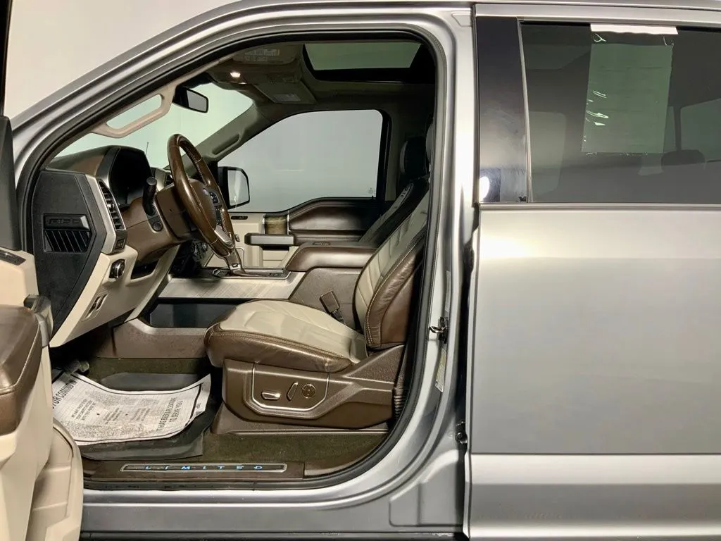 Ford F-150 photo 18