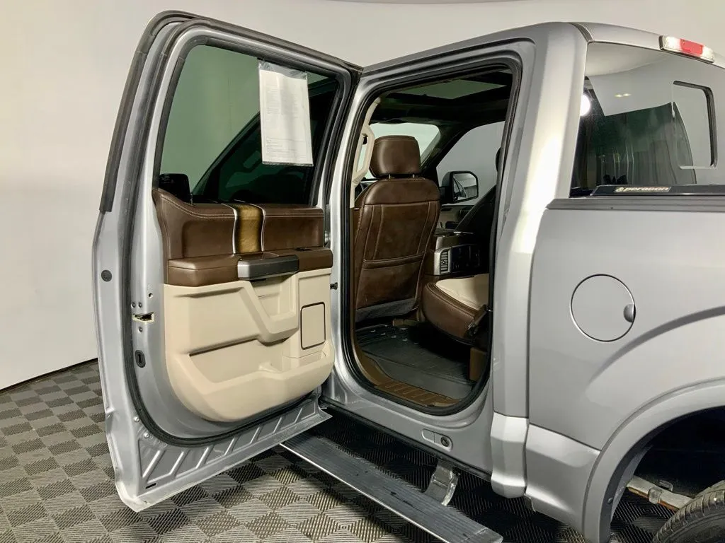 Ford F-150 photo 28