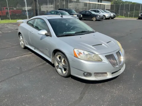 More photos of 2009 Pontiac G6 GXP at Don Wood Ford Lincoln, OH