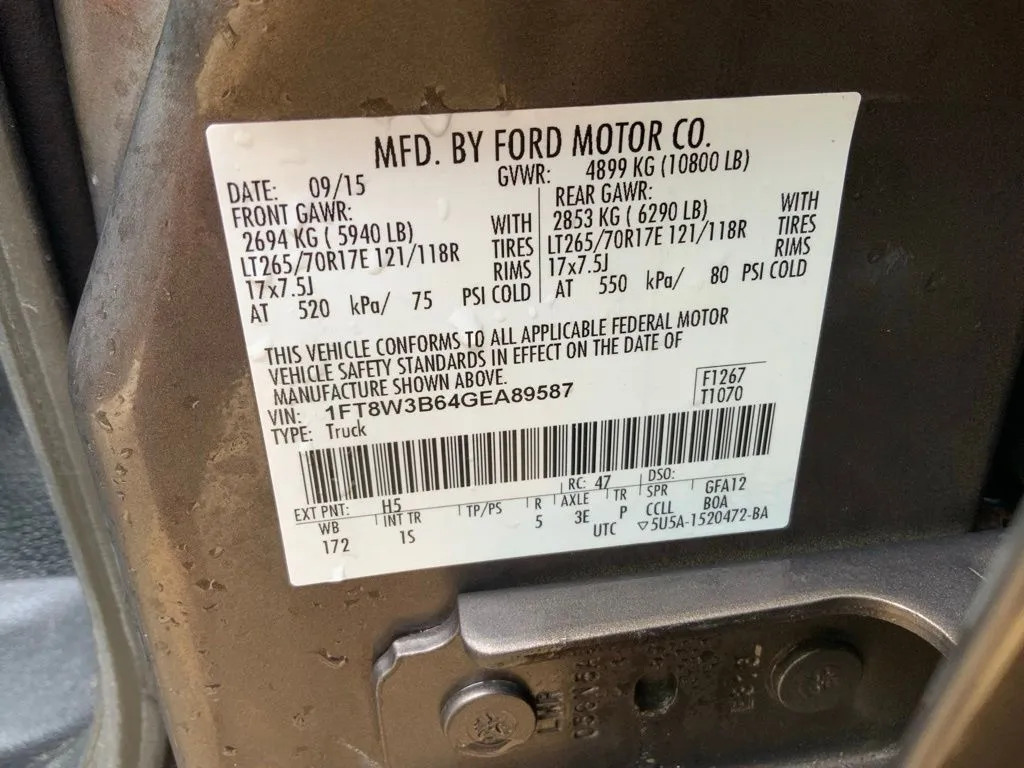 Ford F350SD photo 25
