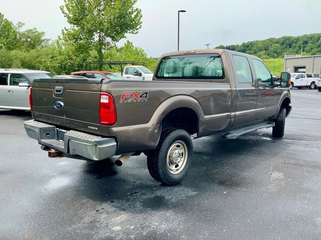 Ford F350SD photo 11