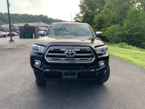 More photos of 2017 Toyota Tacoma Limited at Don Wood Ford Lincoln, OH