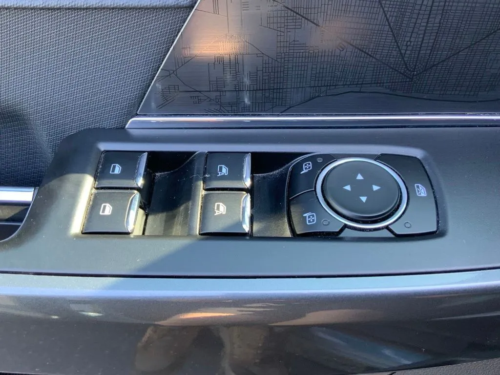 Ford F-150 photo 17