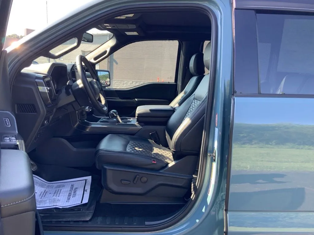 Ford F-150 photo 15