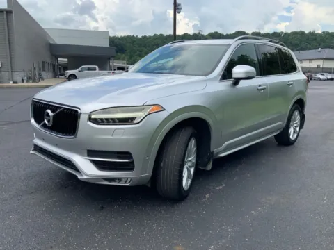 More photos of 2016 Volvo XC90 T6 Momentum at Don Wood Ford Lincoln, OH