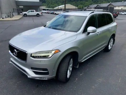 More photos of 2016 Volvo XC90 T6 Momentum at Don Wood Ford Lincoln, OH