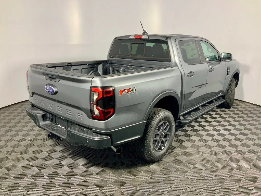Ford Ranger photo 17