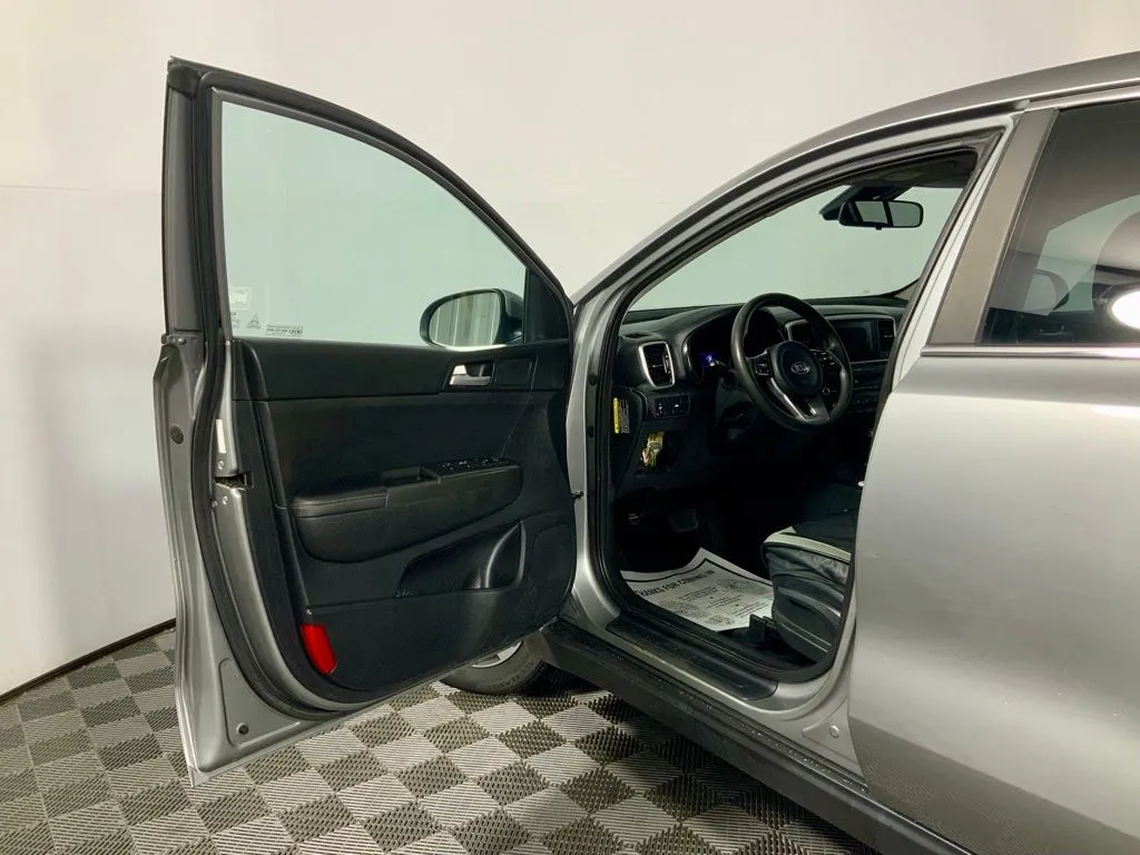 Kia Sportage photo 17