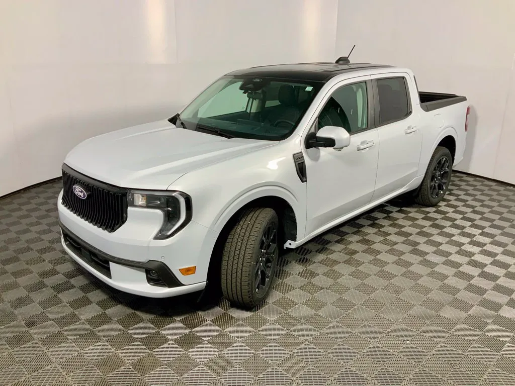 Ford Maverick photo 12