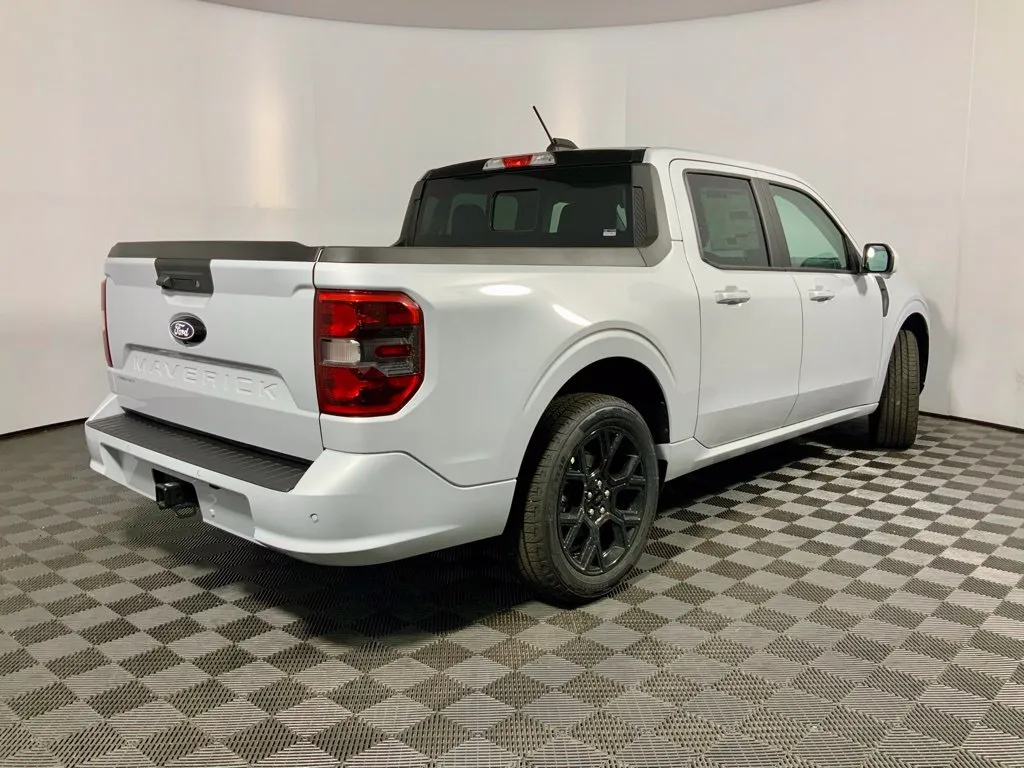 Ford Maverick photo 17