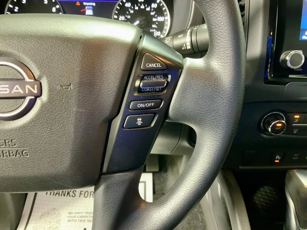 Nissan Frontier photo 25