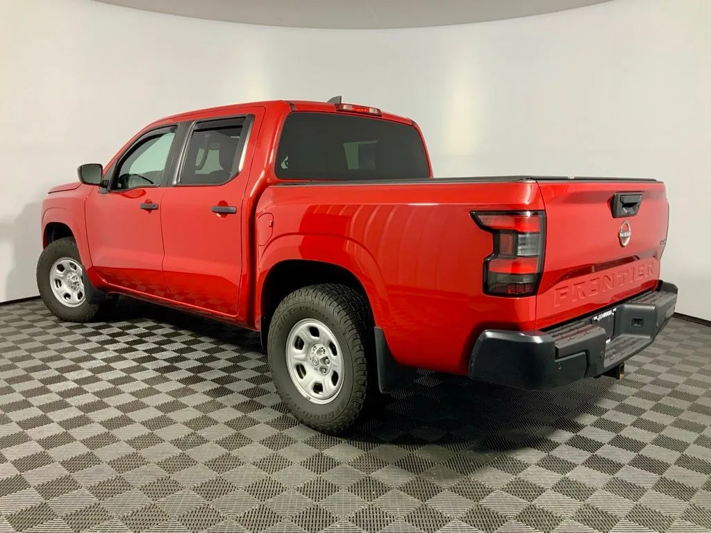 Nissan Frontier photo 11
