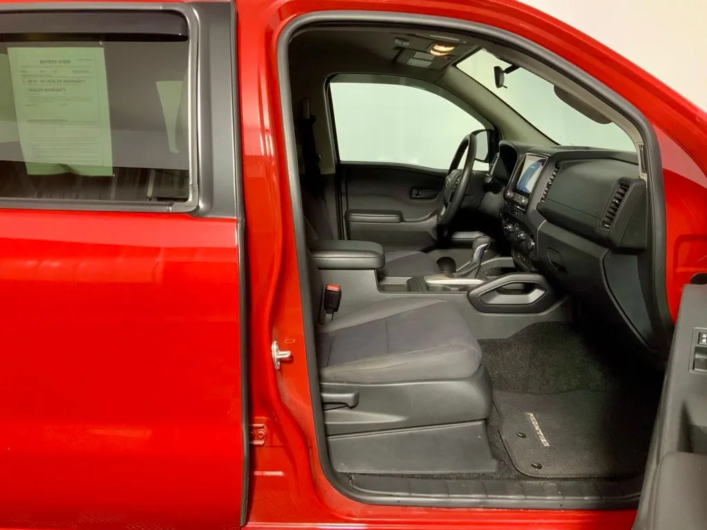 Nissan Frontier photo 32