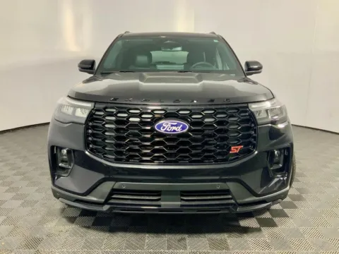 More photos of 2027 Ford Explorer ST at Don Wood Ford Lincoln, OH