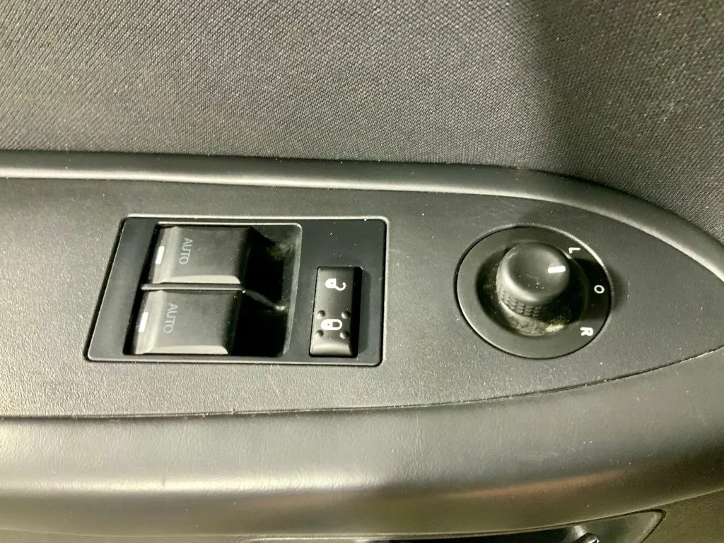 Dodge Challenger photo 20